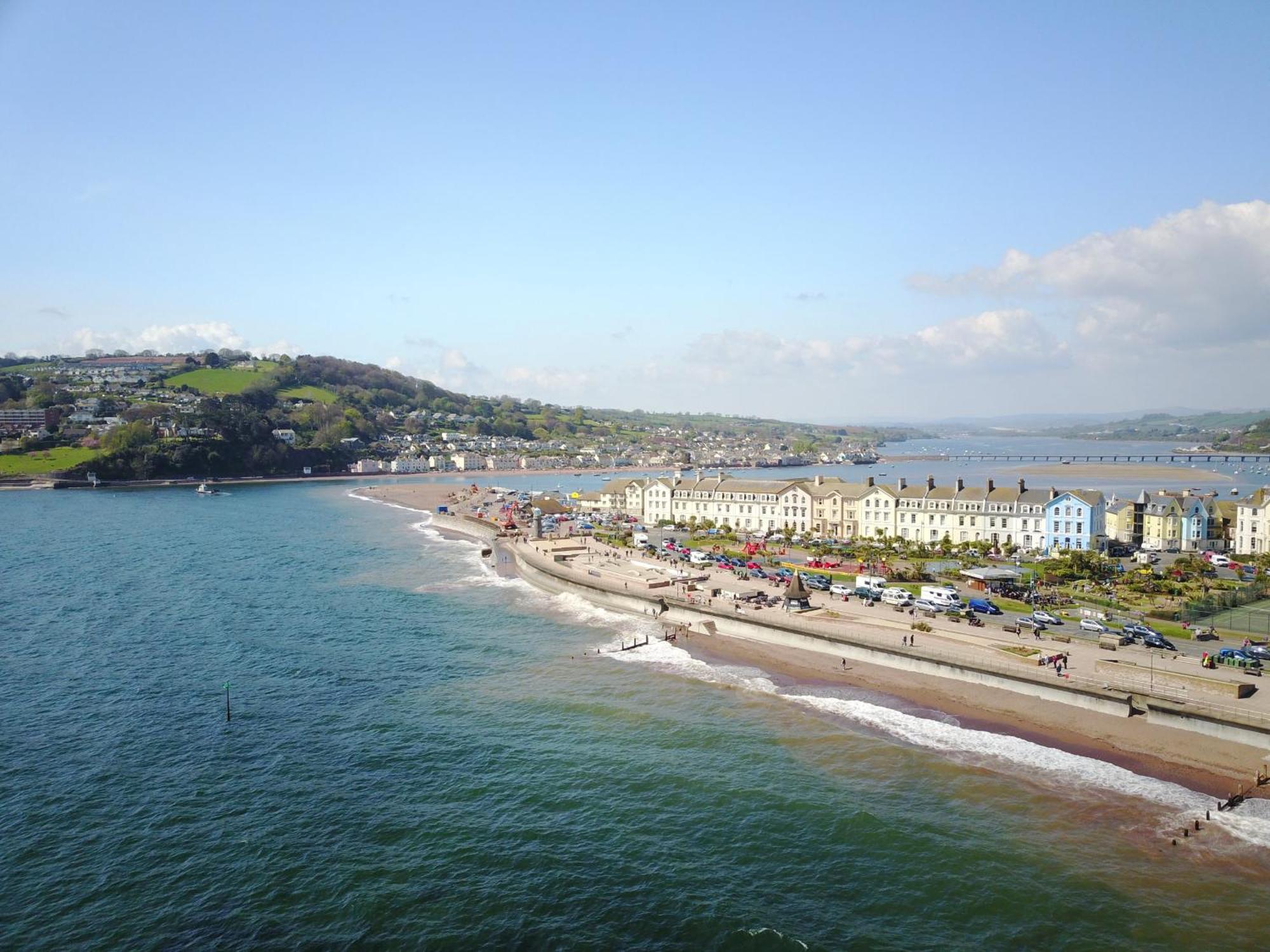 The - Characterful, Coastal Family With New Hot Tub Holiday home