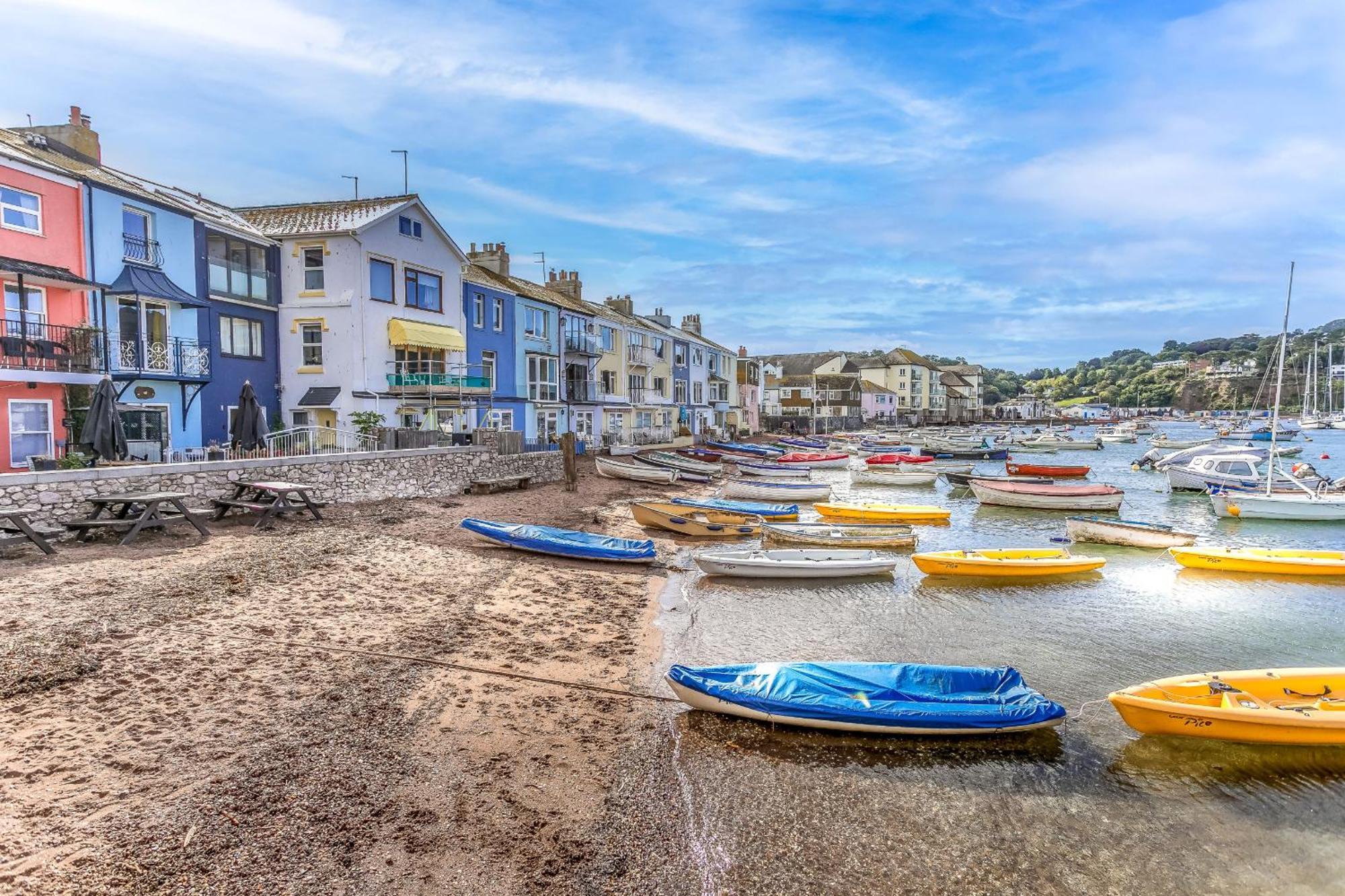 The - Characterful, Coastal Family With New Hot Tub