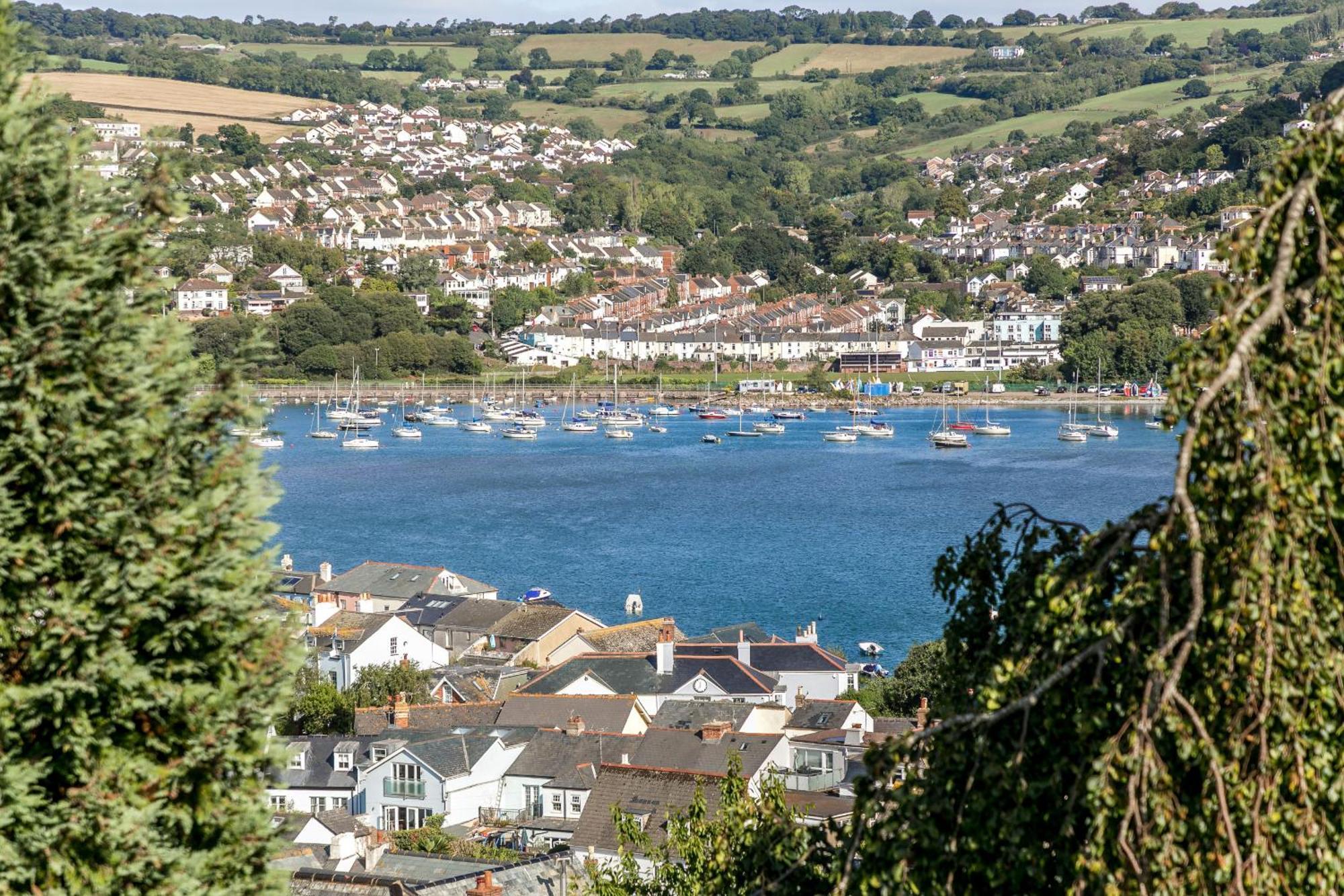 The - Characterful, Coastal Family With New Hot Tub Holiday home *